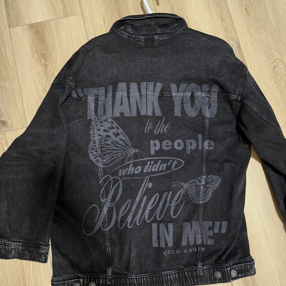 Women's Oversized Black Denim Jacket - Picture 3 of 3